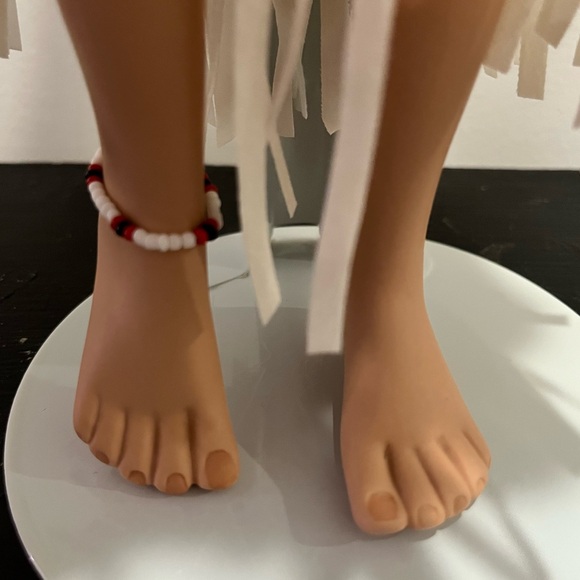 Paradise Galleries “Swirling Waters” Native American Porcelain Doll - Picture 12 of 14